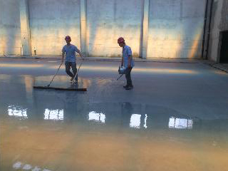 銷售部逆勢而上，全力拓展新客戶