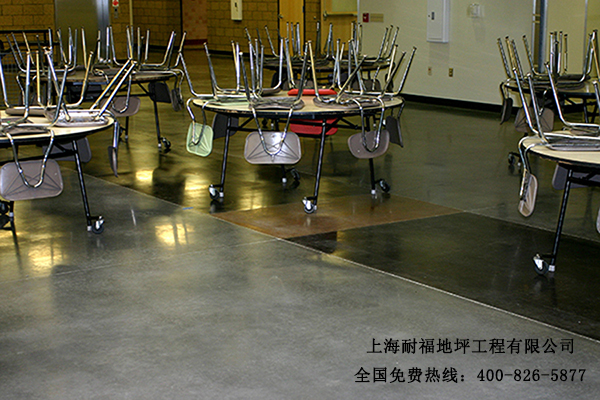 學校教室地面材料