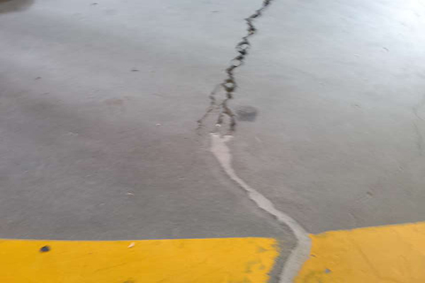 地坪裂縫修補(bǔ)