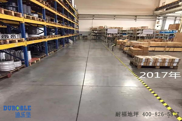 機械車間地面 機械車間地面