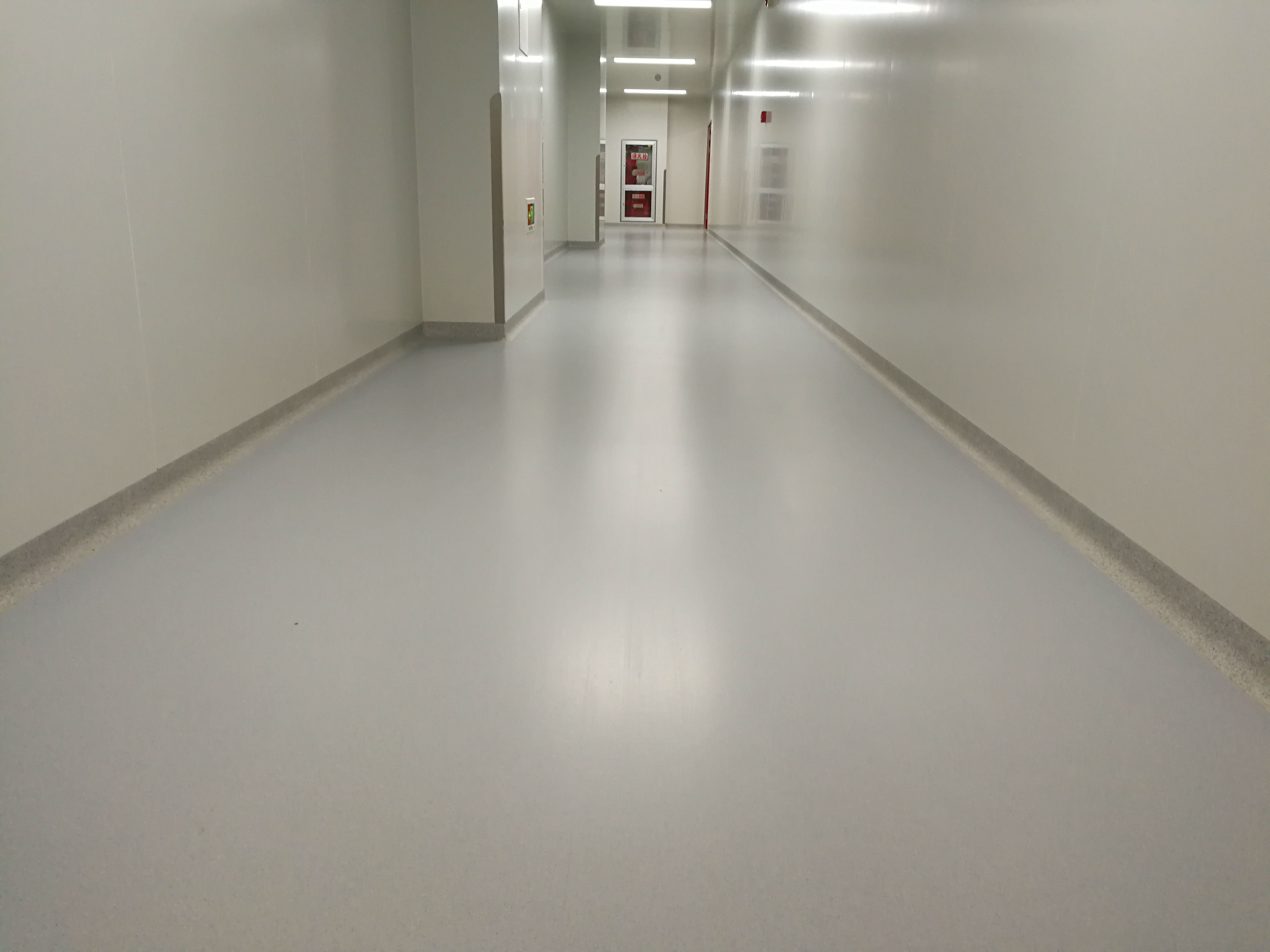 環(huán)氧彩砂地坪