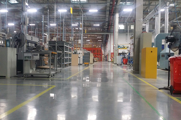 金剛砂耐磨硬化地坪