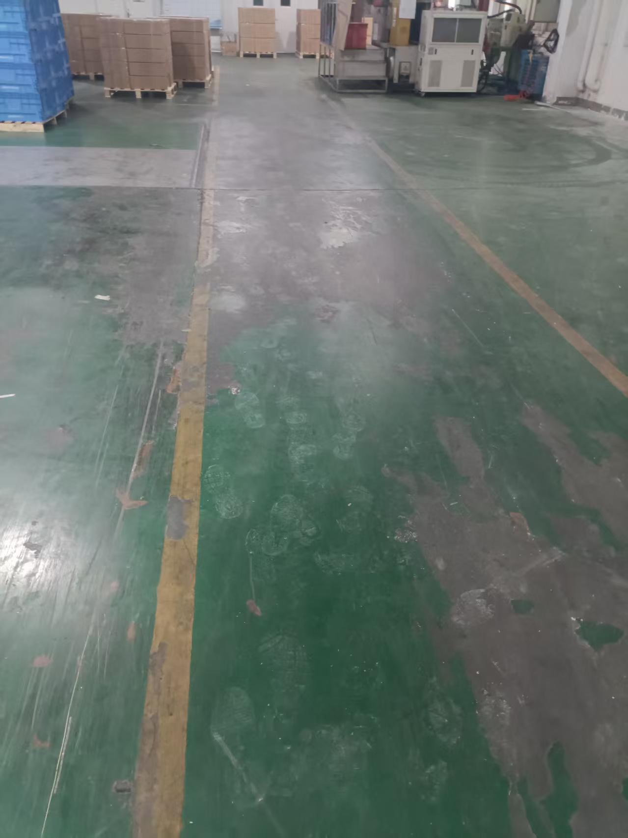 機械車間地面