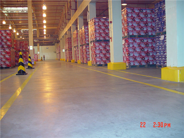 百威啤酒飲料車間地面——密封固化地坪